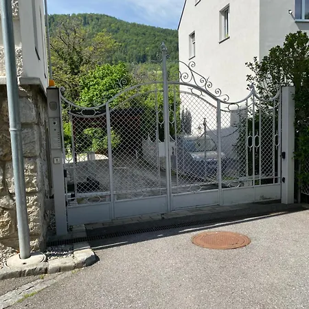 Charmantes Studio-apartment Im Shabby Chic Stil Mit Balkon Und Gartenblick - Ihr Perfektes Zuhause In * Graz