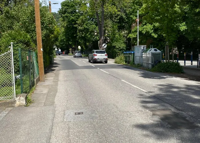 Charmantes Studio-apartment Im Shabby Chic Stil Mit Balkon Und Gartenblick - Ihr Perfektes Zuhause In